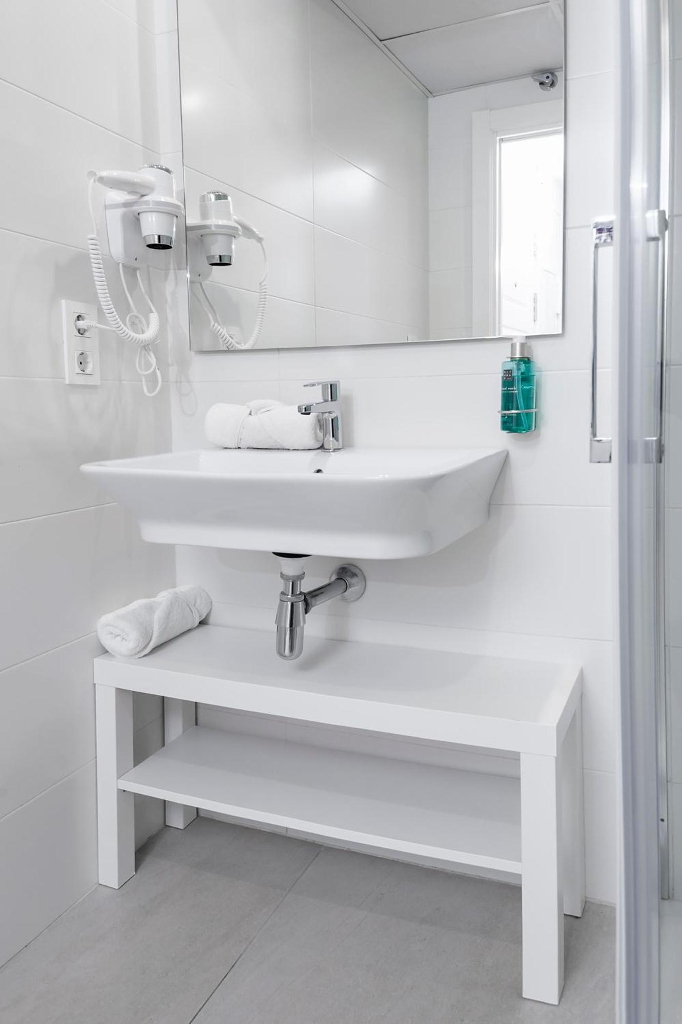 Apartamentos Isabella By Concept Flats Granada Esterno foto